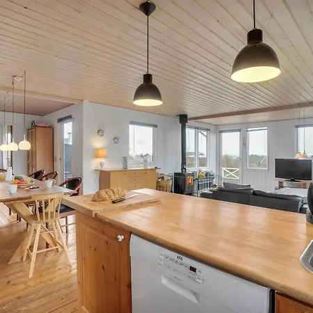 Awer - 300m To The Fjord By Interhome