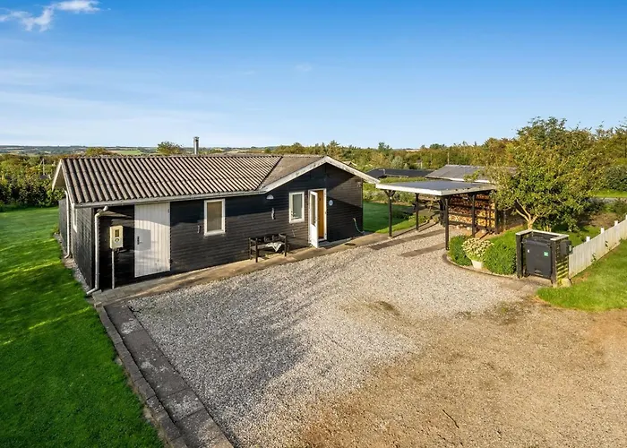 Awer - 300m To The Fjord By Interhome *