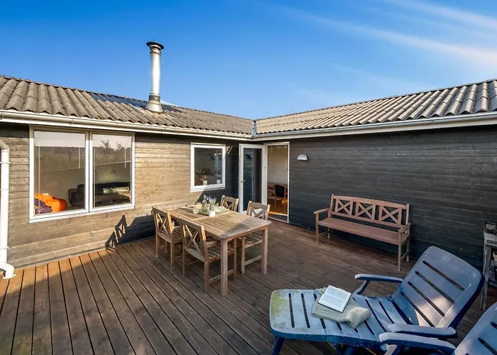 Awer - 300m To The Fjord By Interhome 度假居 *