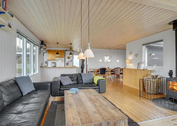 Awer - 300m To The Fjord By Interhome *